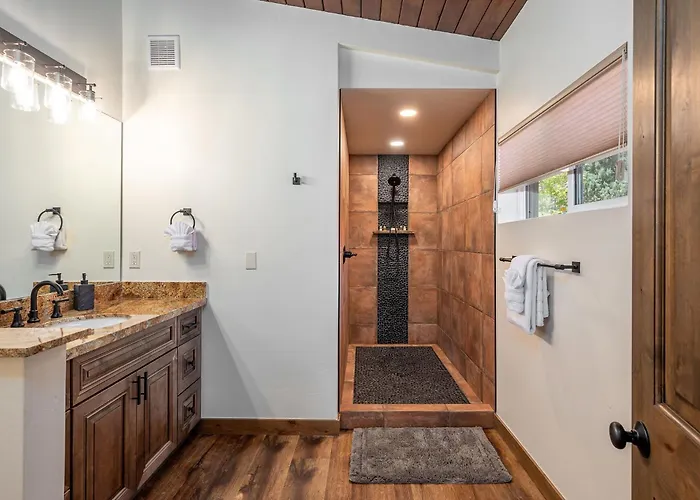 Wellness, Stargazing, Red Rocks Views Ferienhaus *
