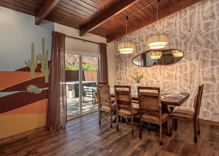 Wellness, Stargazing, Red Rocks Views Ferienhaus