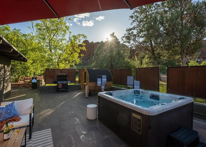 Wellness, Stargazing, Red Rocks Views Ferienhaus *